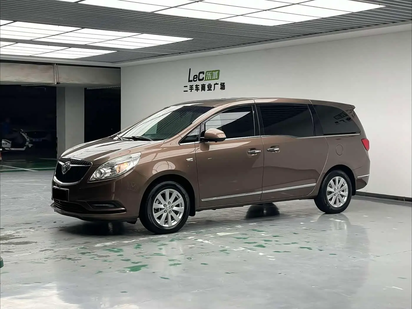 Buick GL8, 2020