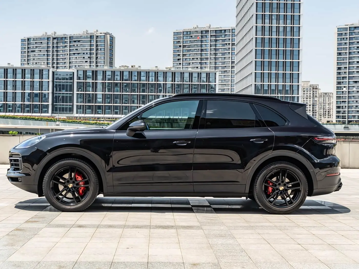 Porsche Cayenne 2018 — Photo 4/20