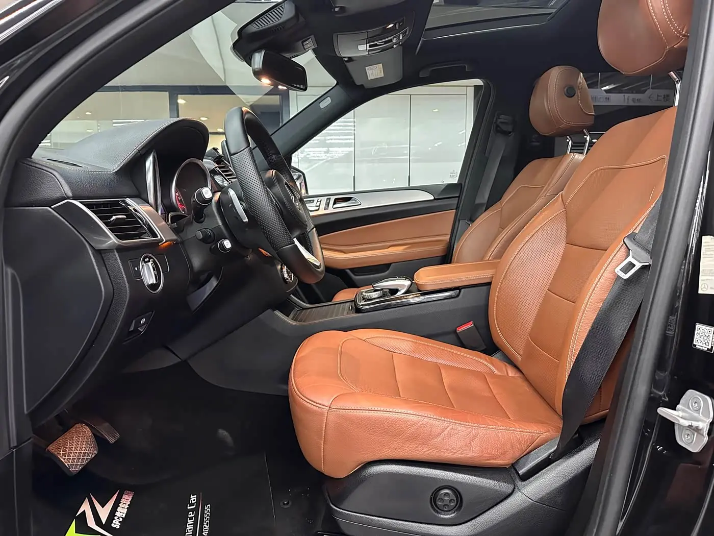 Mercedes-Benz GLS 2017 — Photo 6/20