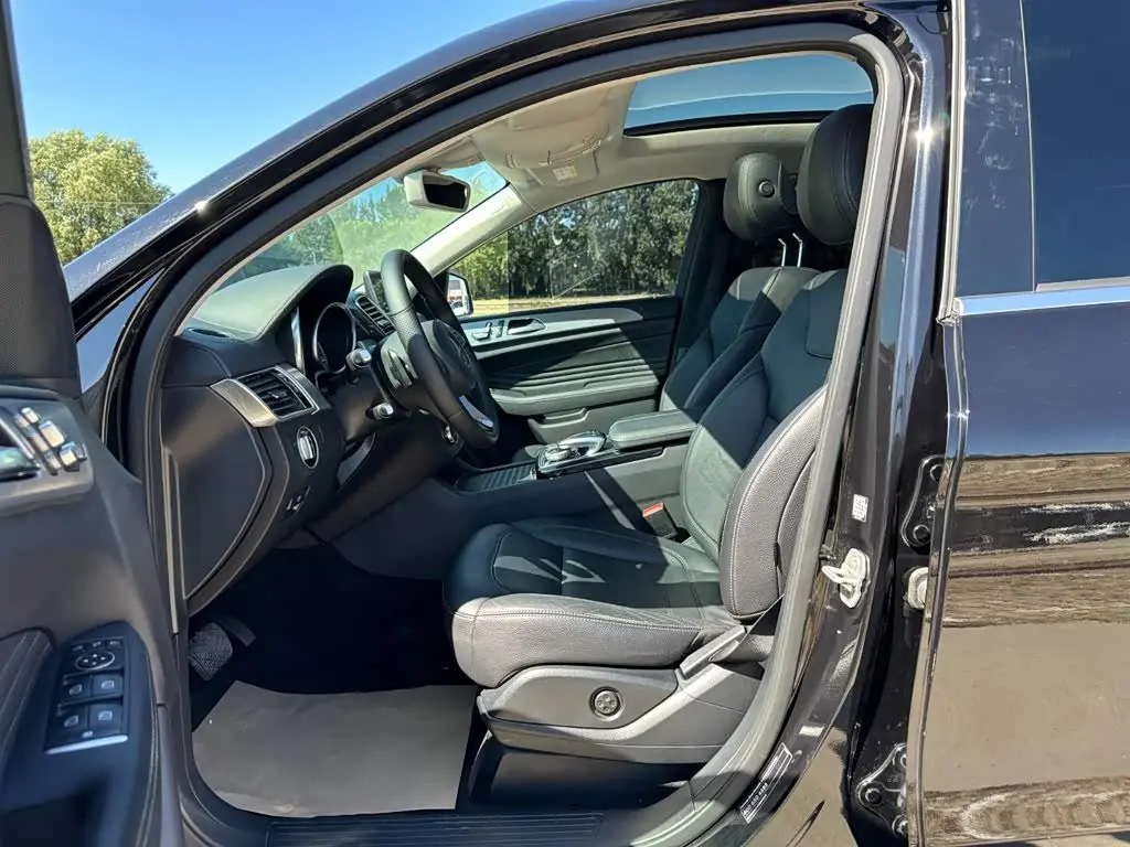 Mercedes-Benz GLE Coupe 2016 — Şəkil 9/20