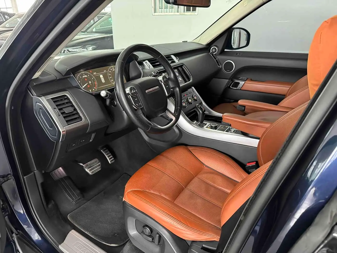 Land Rover Range Rover Sport 2016 — Şəkil 6/20
