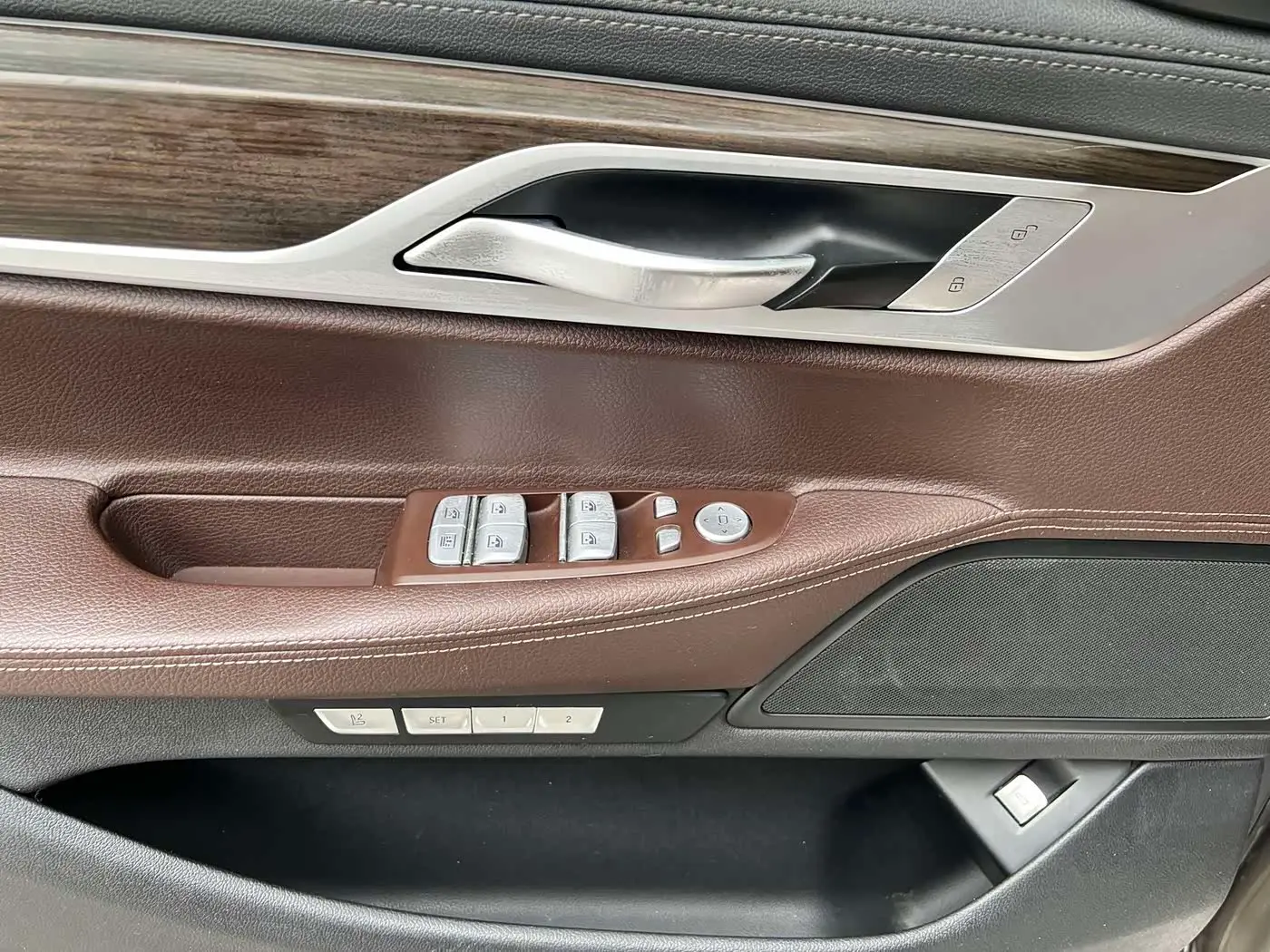 BMW 7 Series 2018 — Photo 7/18