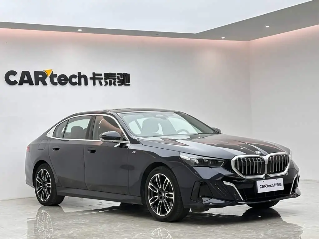 BMW 5 Series 2024 — Şəkil 6/16