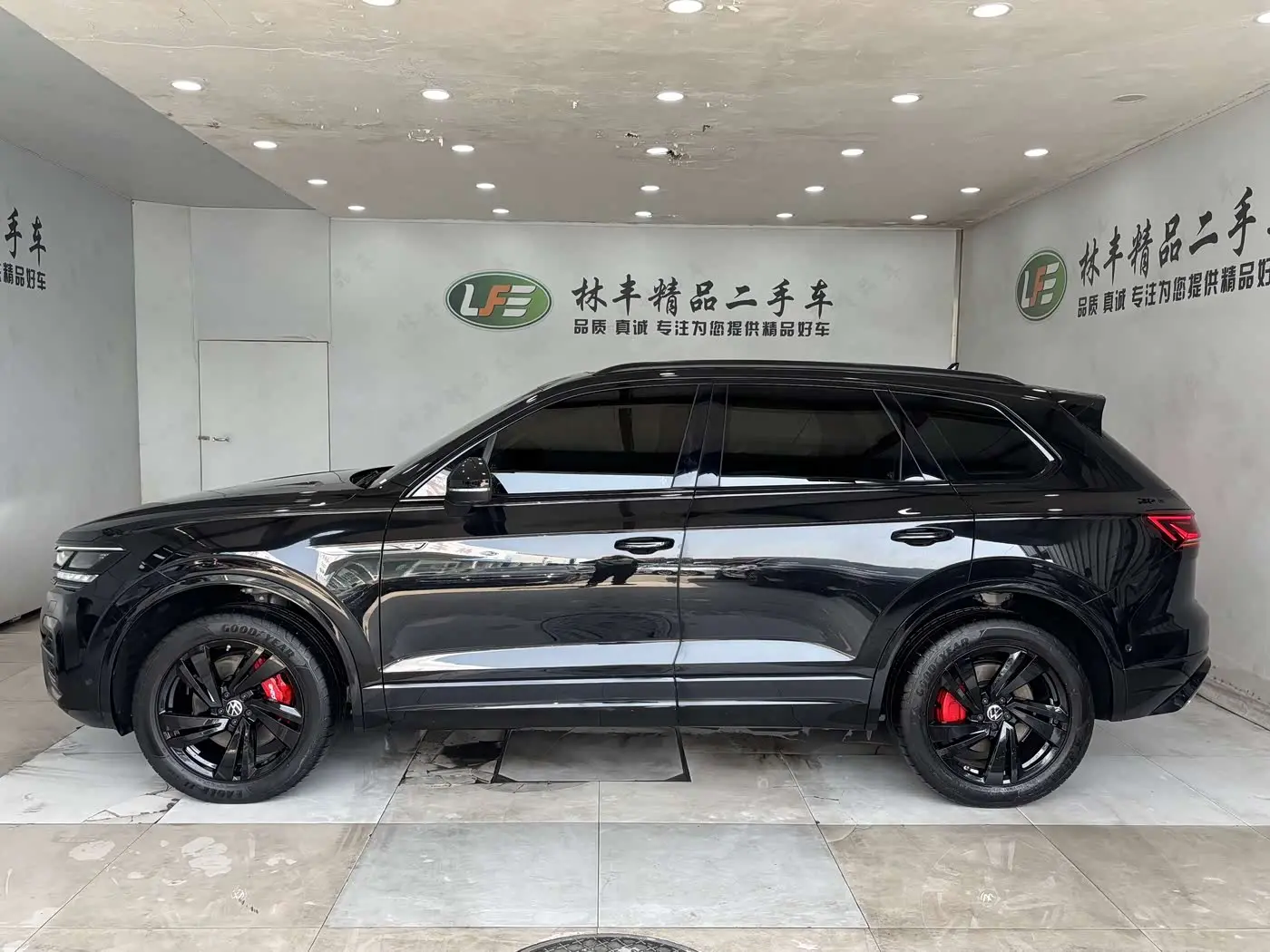 Volkswagen Touareg 2025 — Photo 4/20