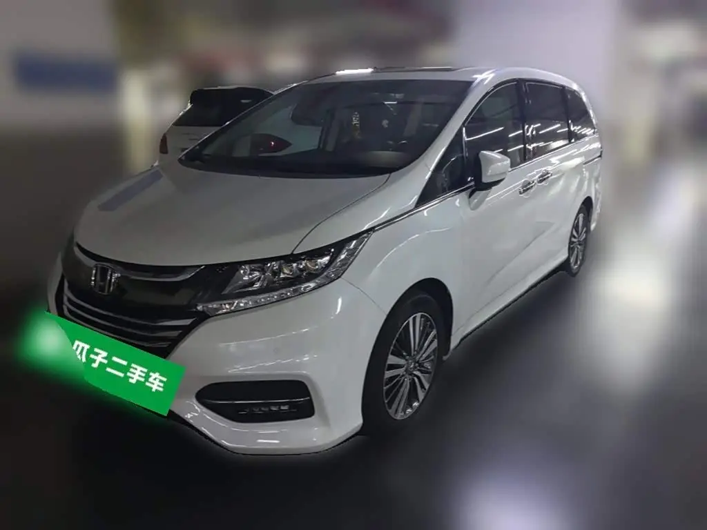 Honda Odyssey 2018 — Photo 2/20