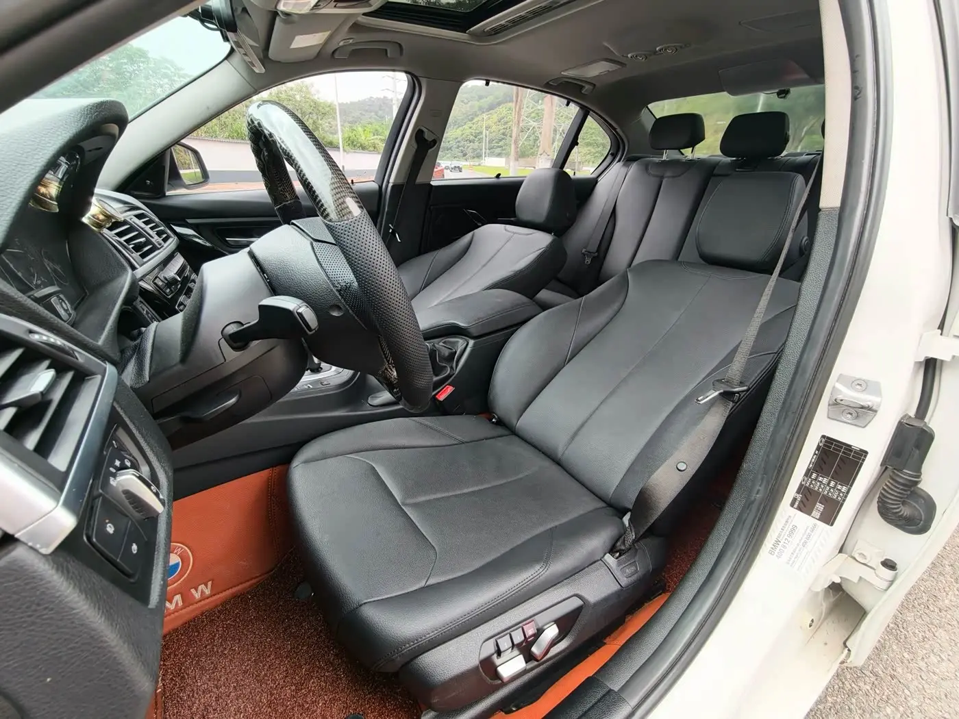 BMW 3 Series 2017 — Фото 15/20