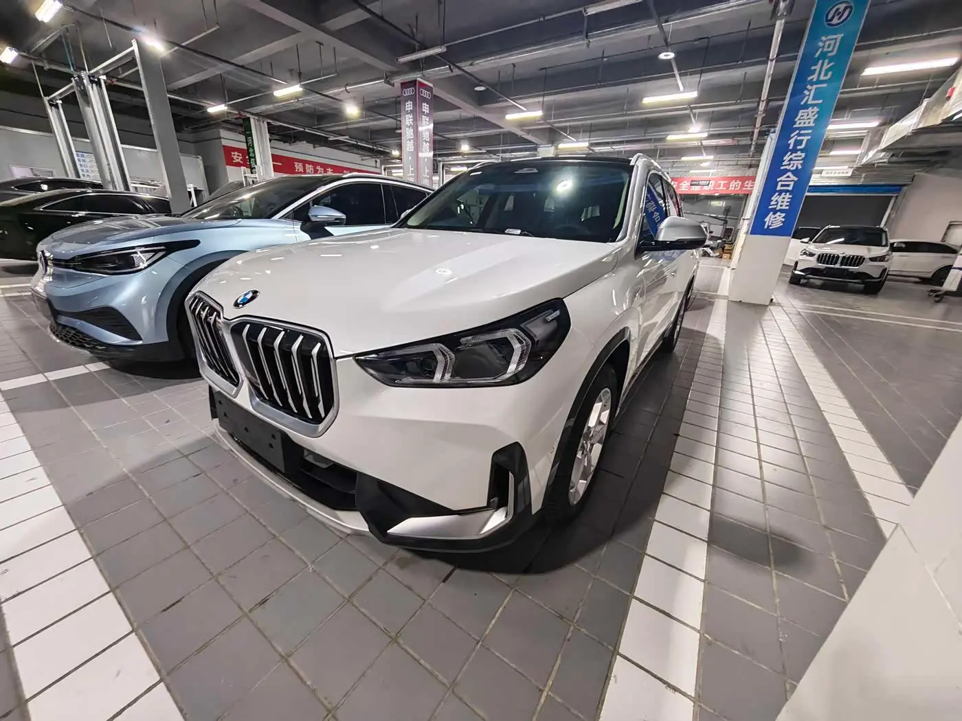 BMW X1 2024 — Фото 4/20
