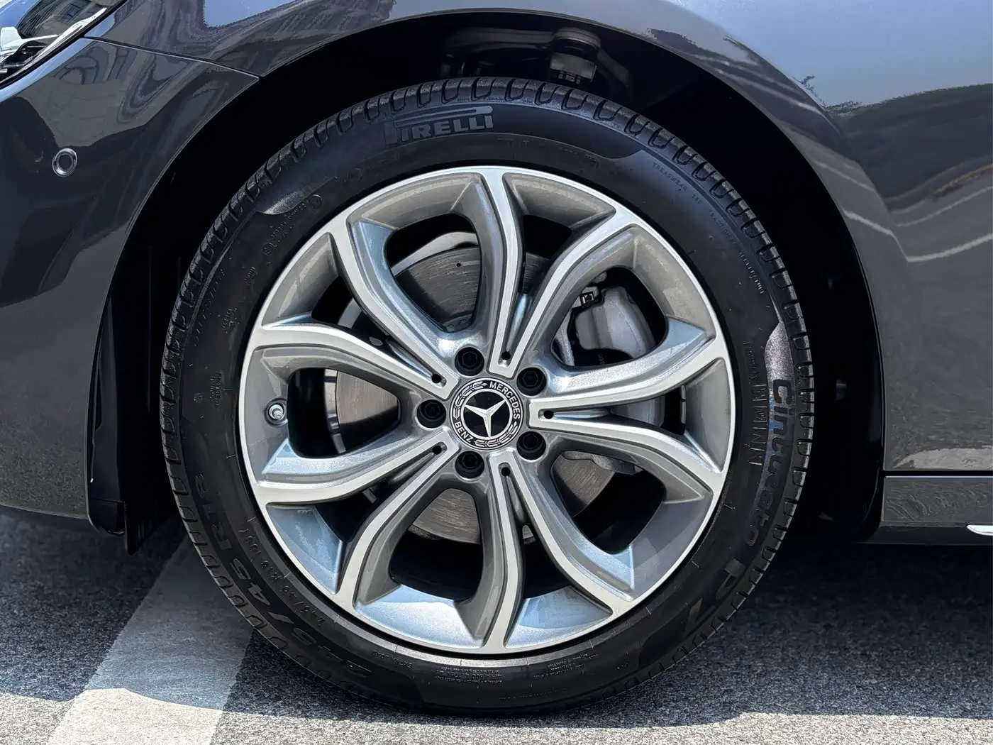 Mercedes-Benz E-Class 2022 — Фото 7/20