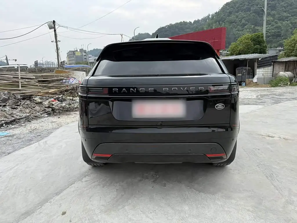 Land Rover Range Rover Velar 2024 — Photo 7/11
