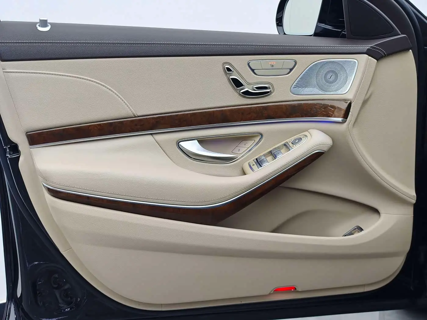 Mercedes-Benz S-Class 2015 — Photo 5/20