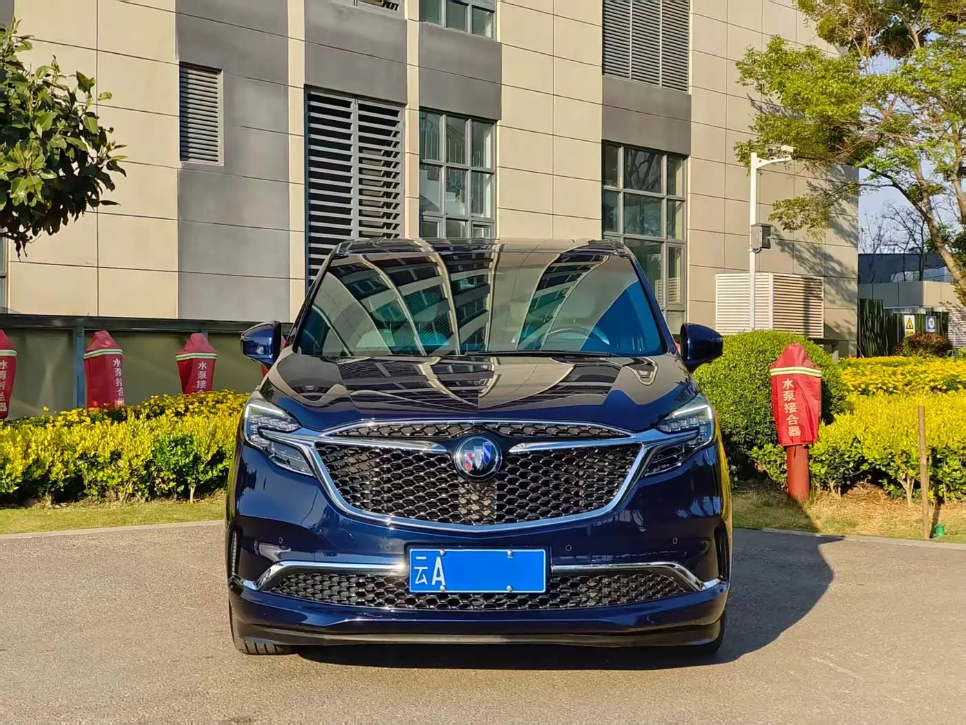 Buick GL8 2020 — Şəkil 2/20