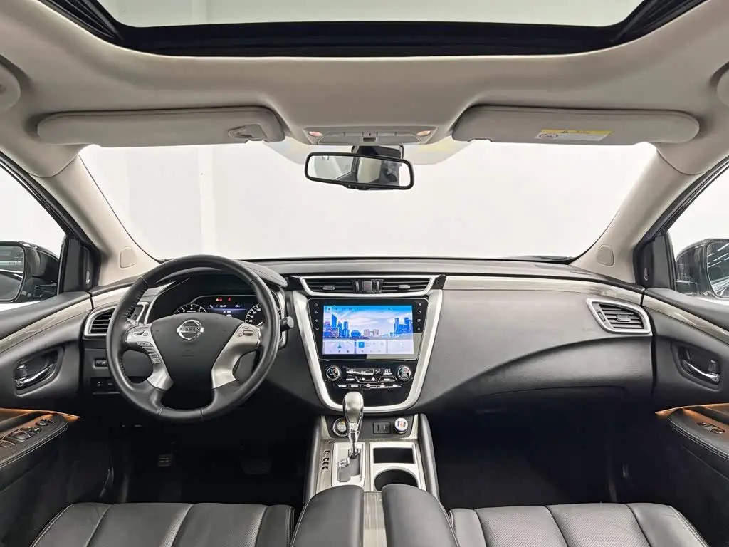 Nissan Murano 2022 — Photo 18/20