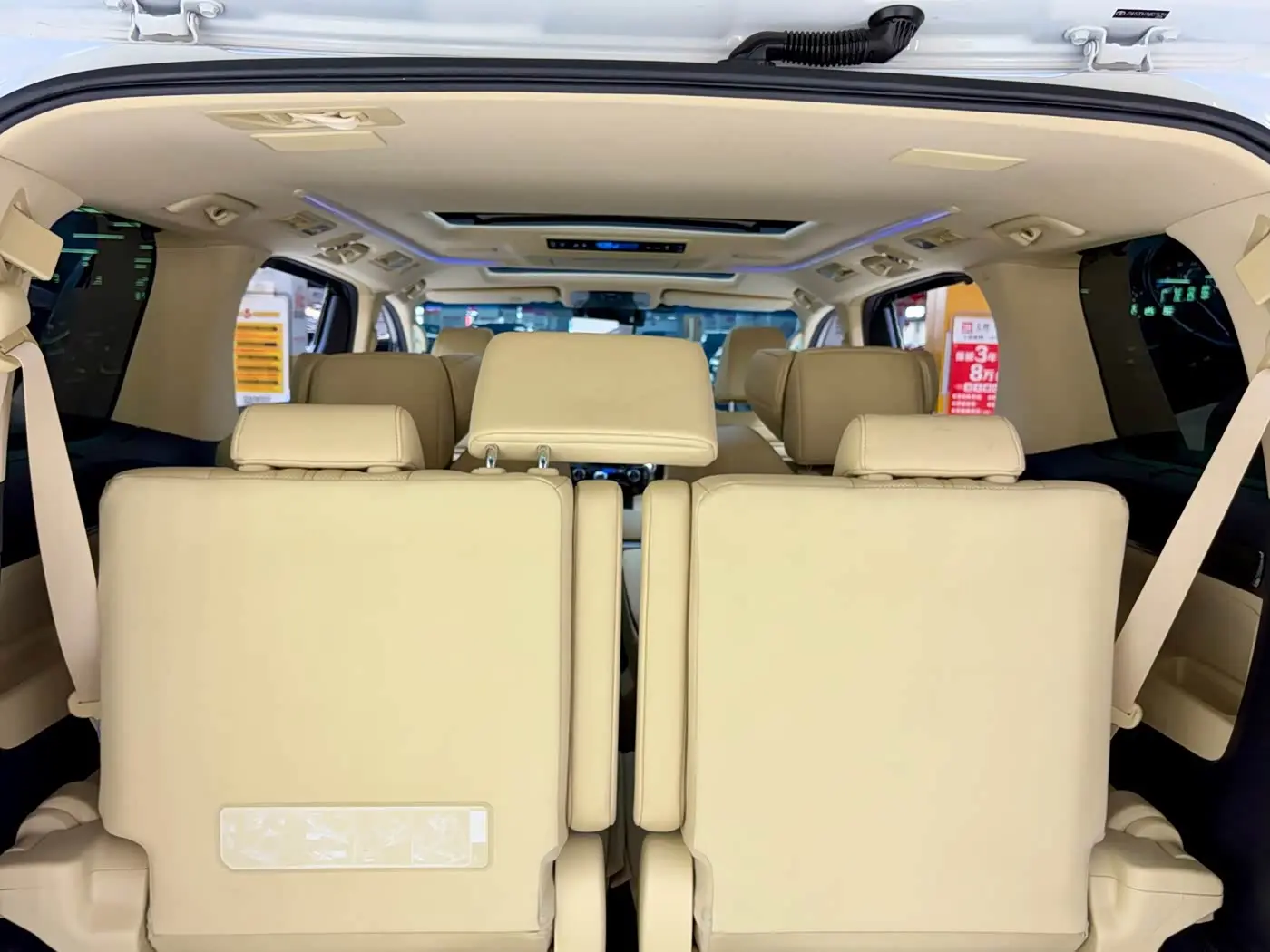 Toyota Vellfire 2022 — Photo 16/20
