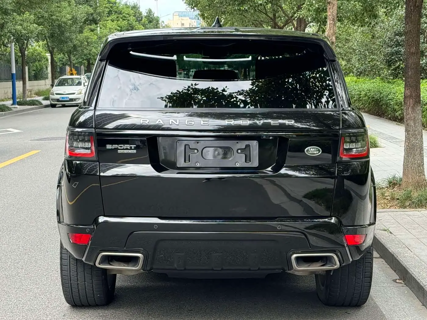 Land Rover Range Rover Sport 2018 — Фото 4/16
