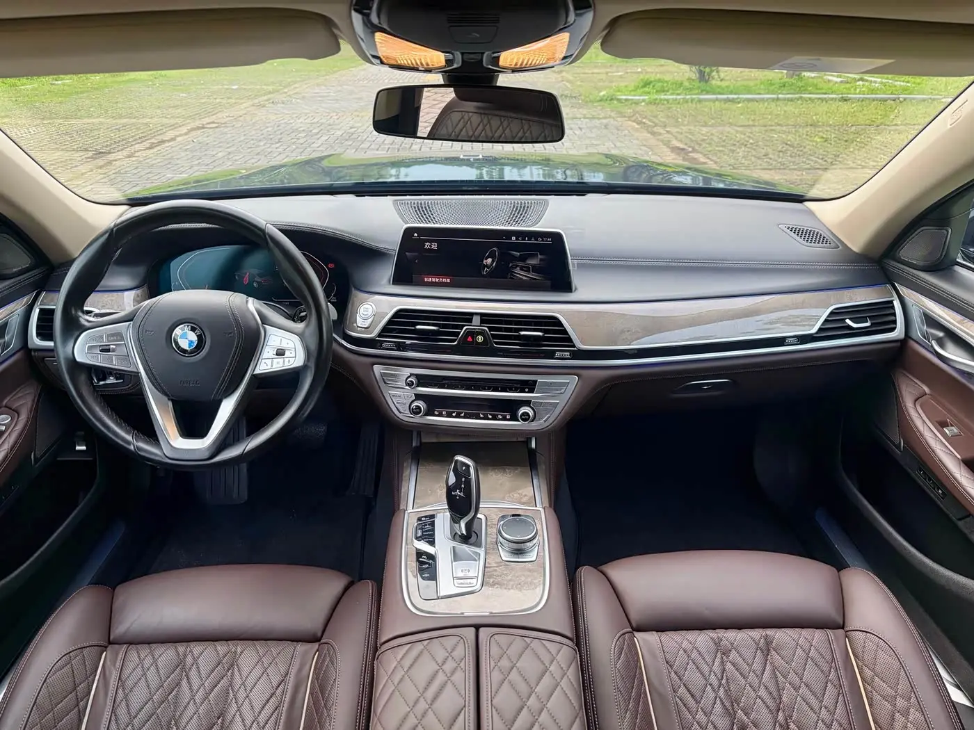 BMW 7 Series 2019 — Photo 7/20