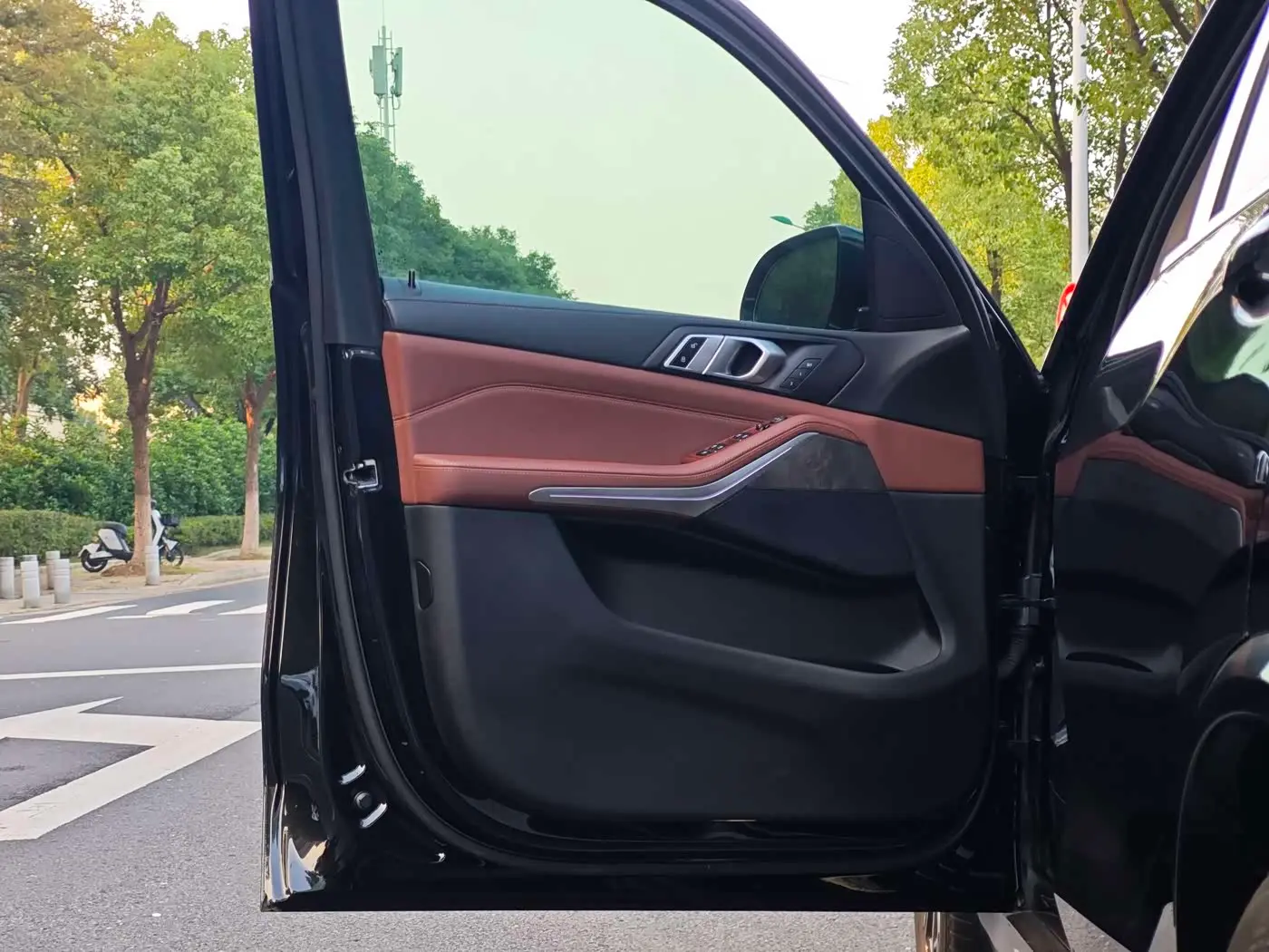 BMW X5 2019 — Photo 5/17