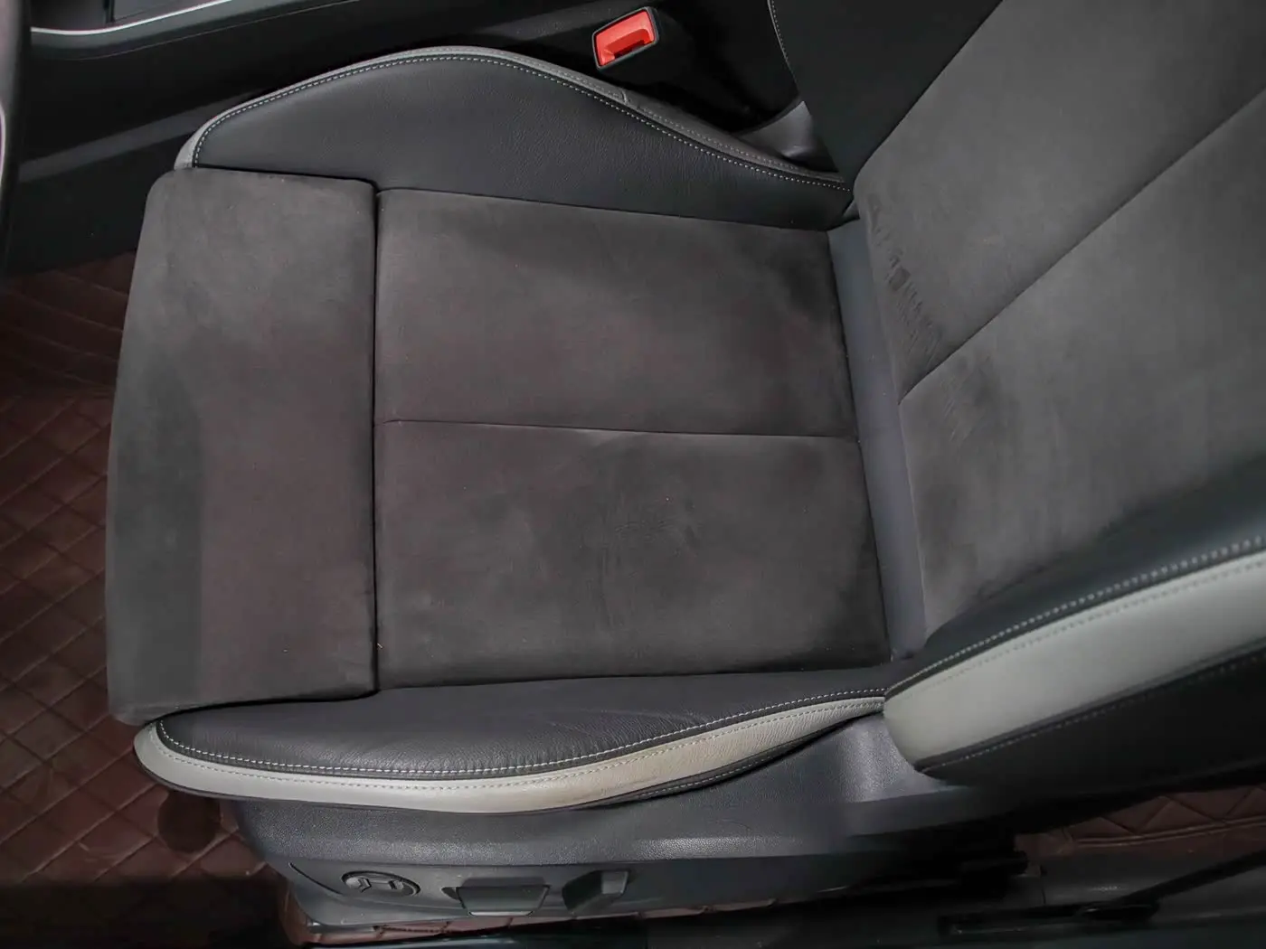 Audi Q3 2022 — Photo 15/20