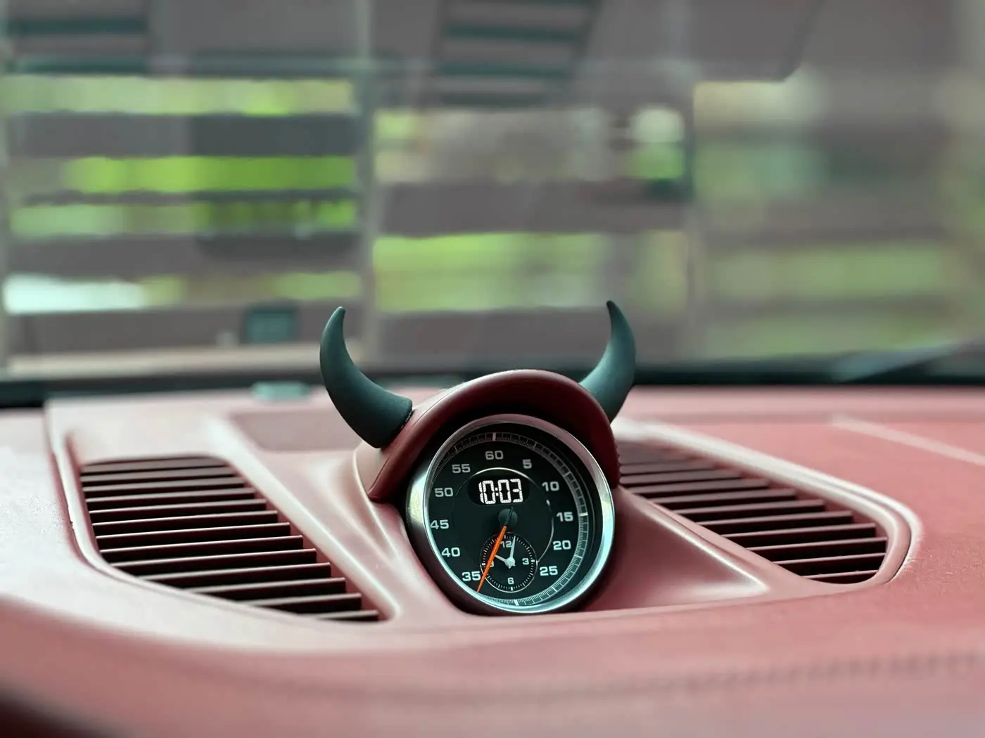 Porsche 911 2019 — Photo 8/16