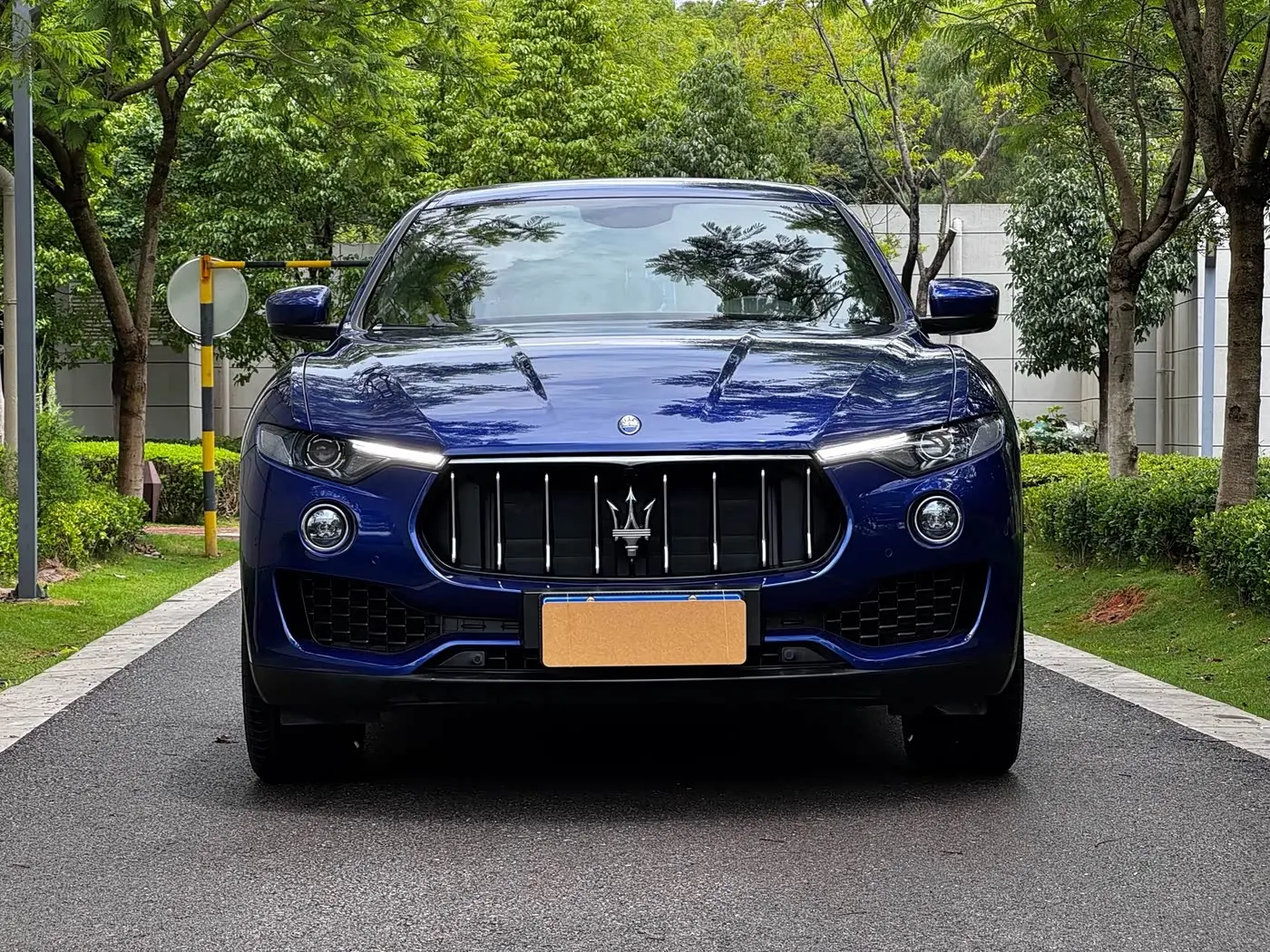Maserati Levante 2019 — Фото 3/20