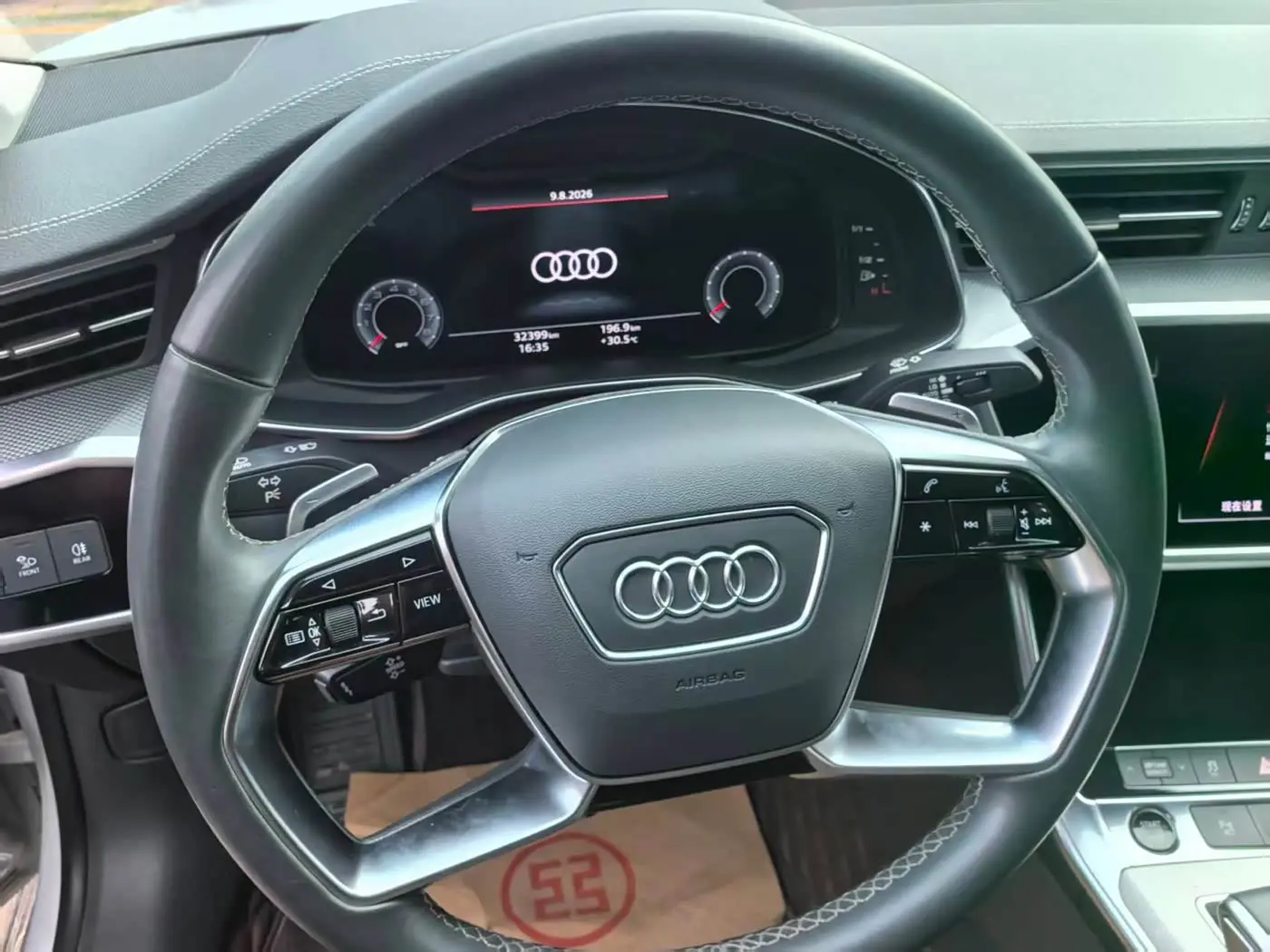 Audi A7L 2023 — Фото 15/16