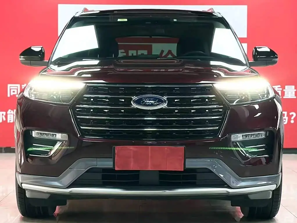 Ford Explorer 2021 — Şəkil 3/9