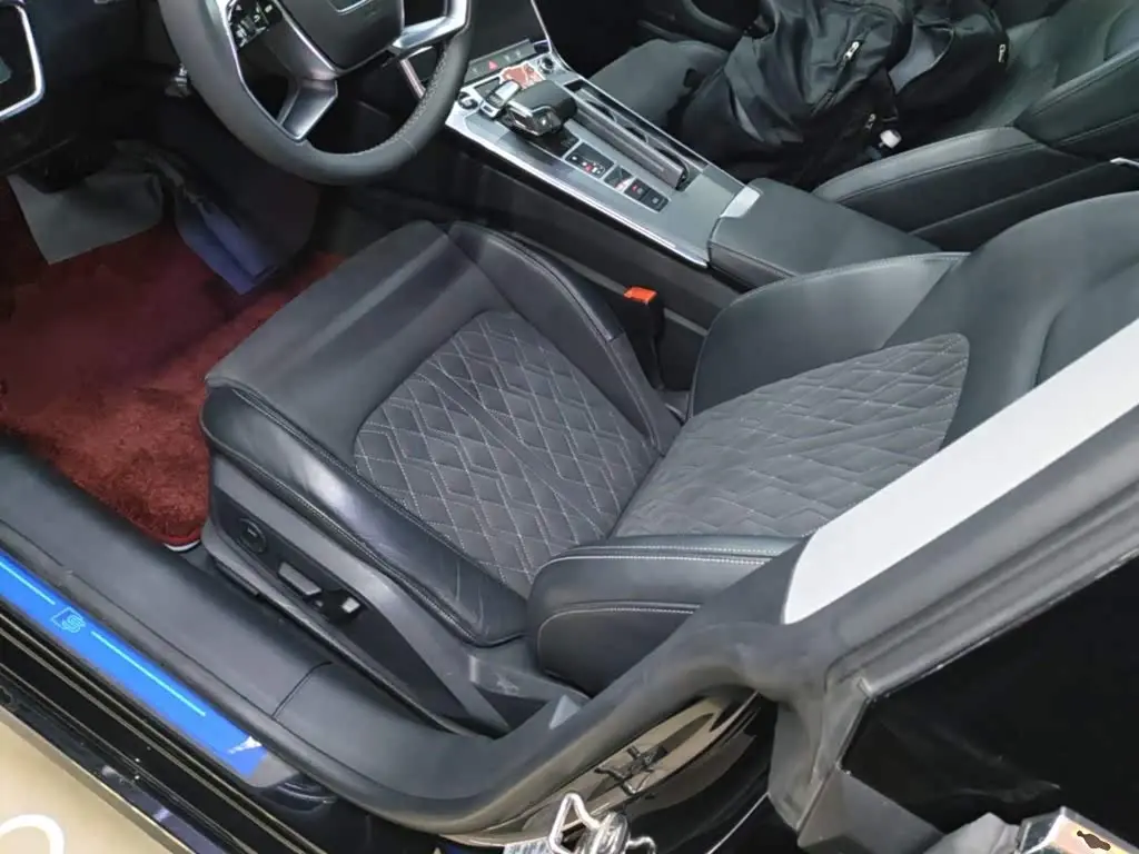 Audi A7L 2024 — Photo 15/20