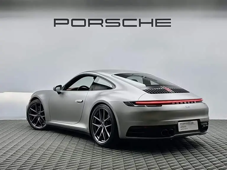 Porsche 911 2020 — Фото 4/14