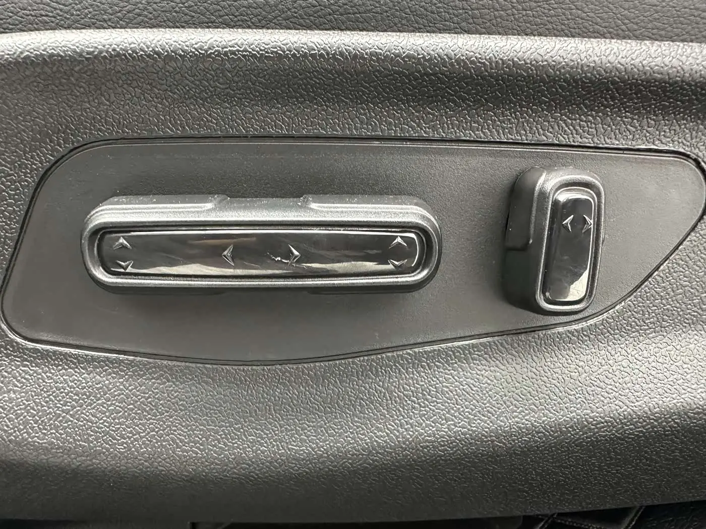 Honda Vezel 2023 — Фото 12/18