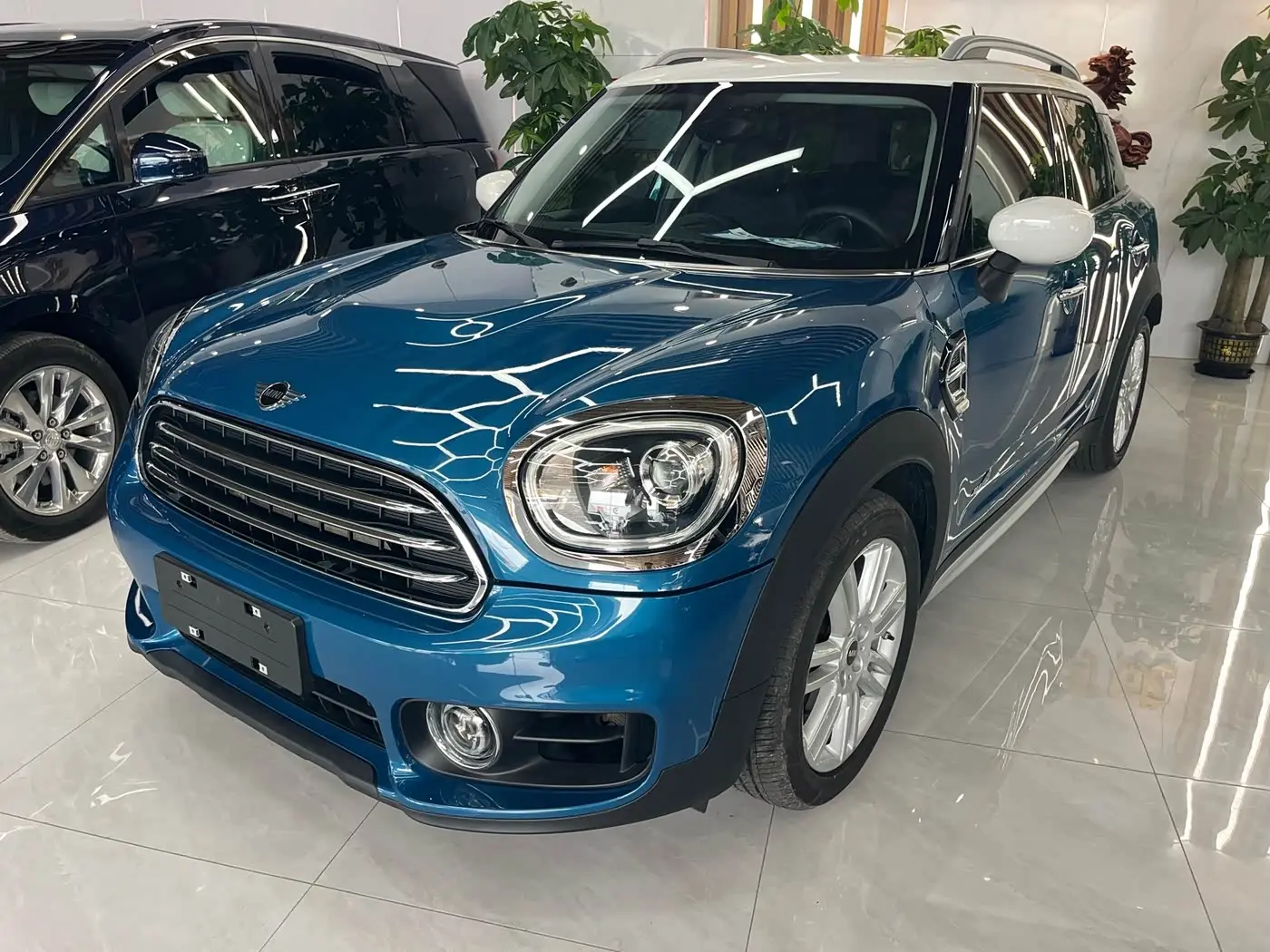 MINI COUNTRYMAN 2020 — Фото 1/17