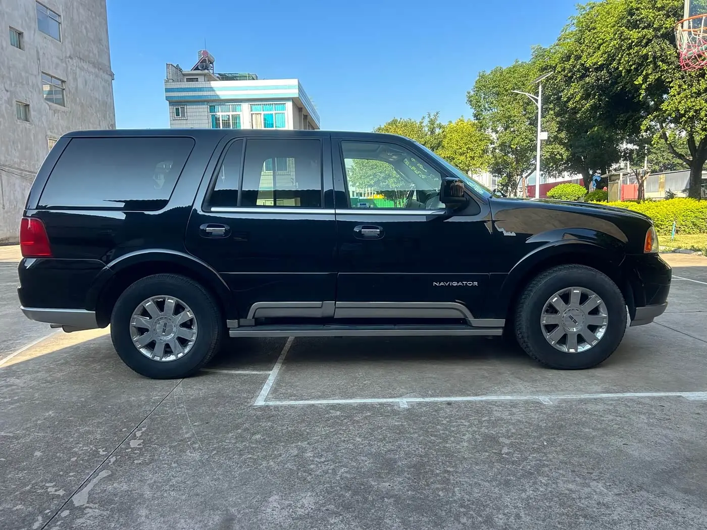 Lincoln Navigator 2005 — Şəkil 3/20