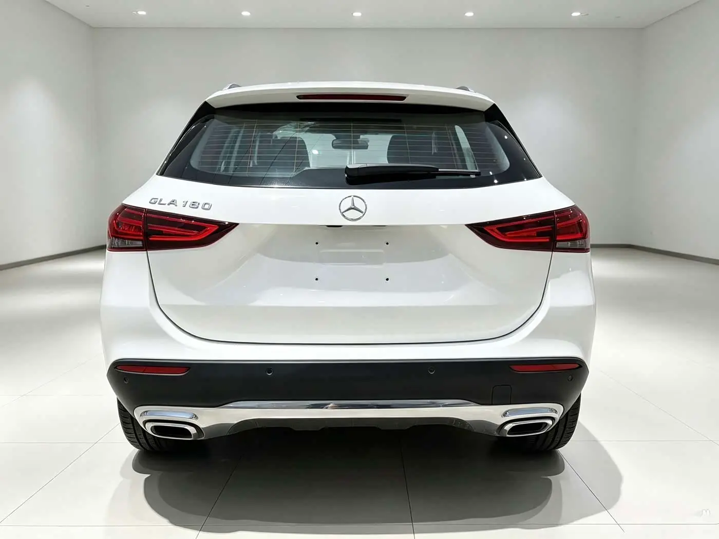 Mercedes-Benz GLA 2022 — Photo 5/15