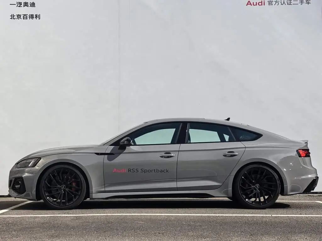 Audi RS 5 2025 — Фото 16/18