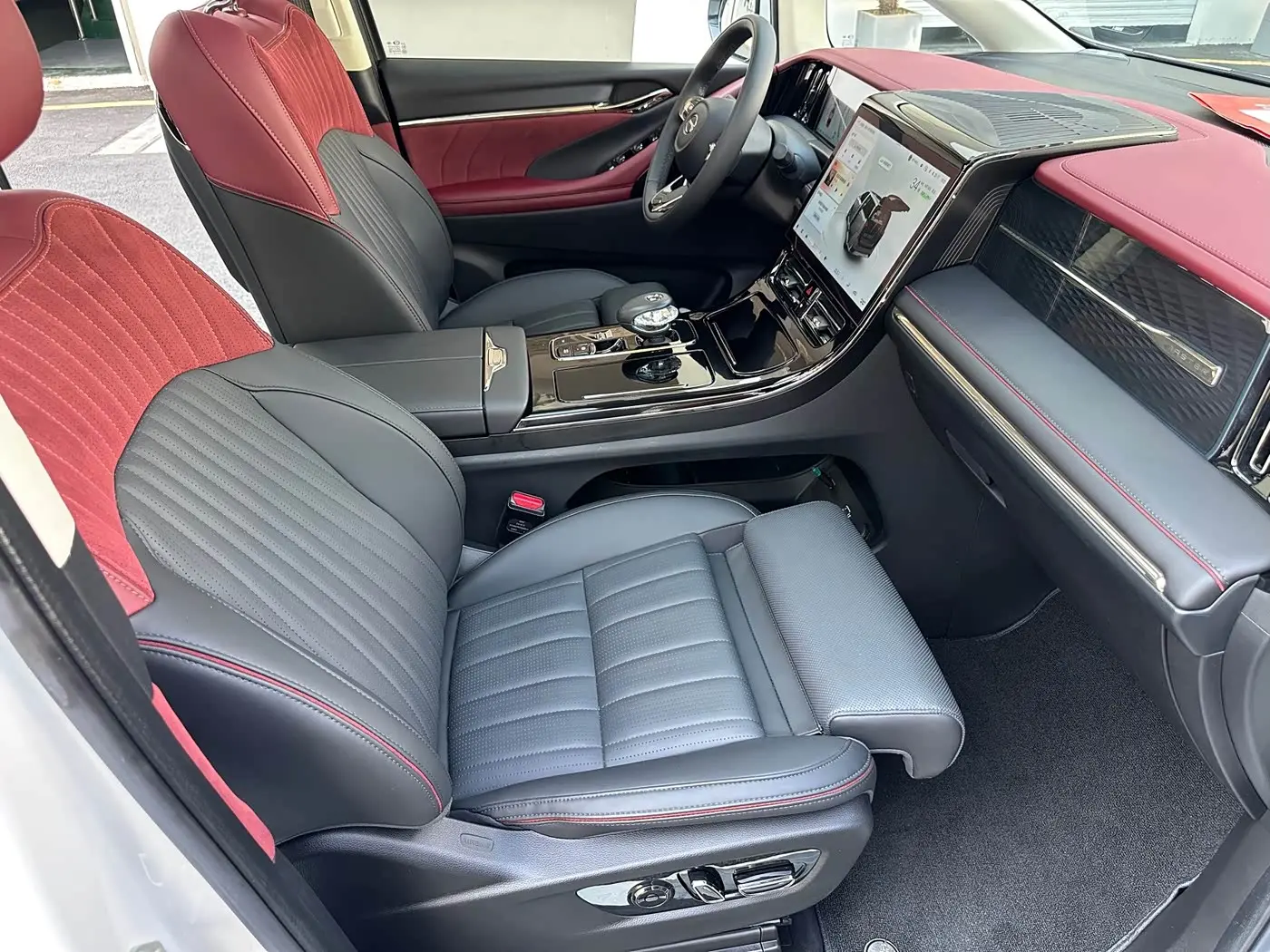 GAC Trumpchi Trumpchi E9 2025 — Şəkil 16/20