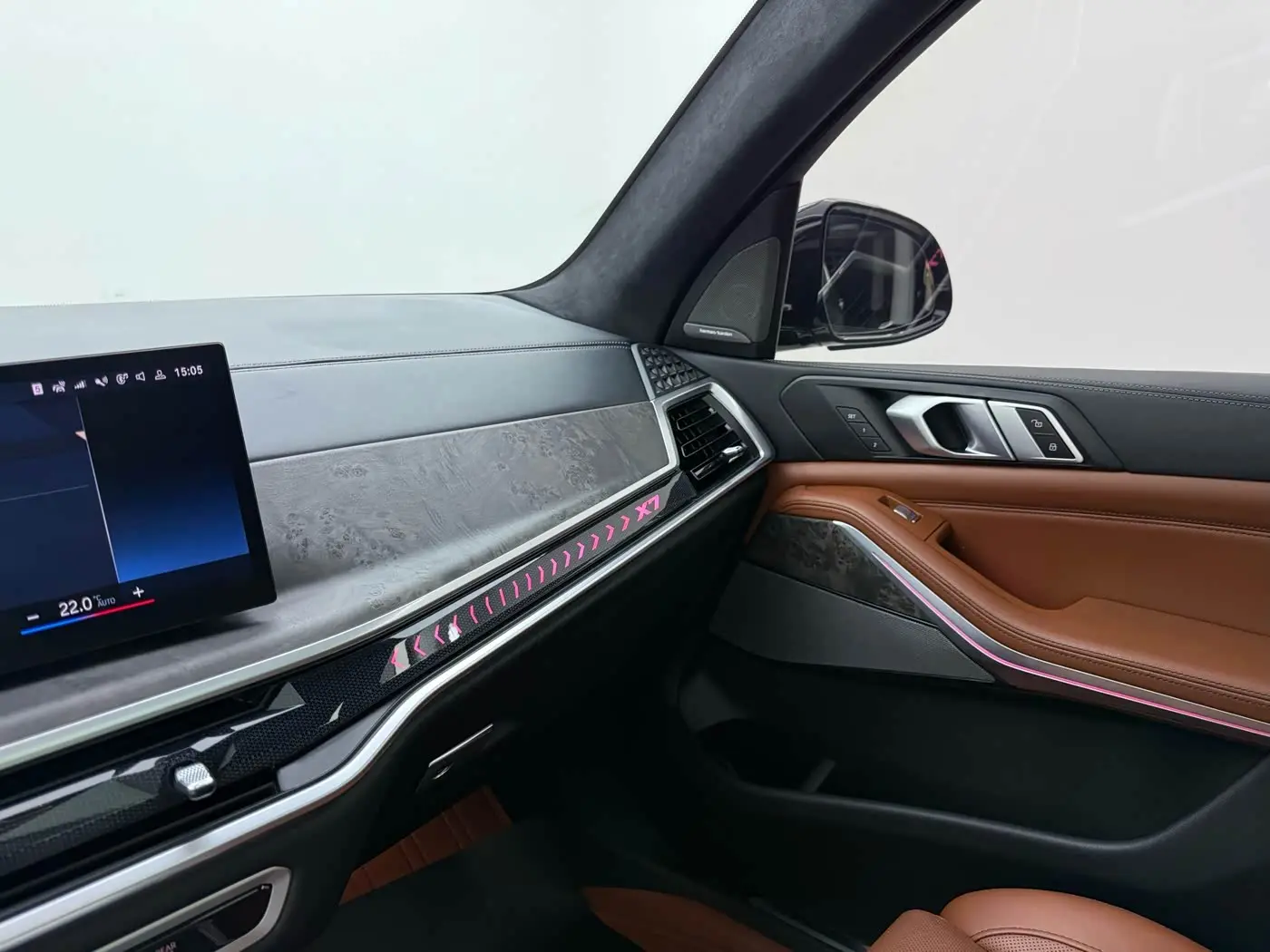 BMW X7 2023 — Photo 18/20