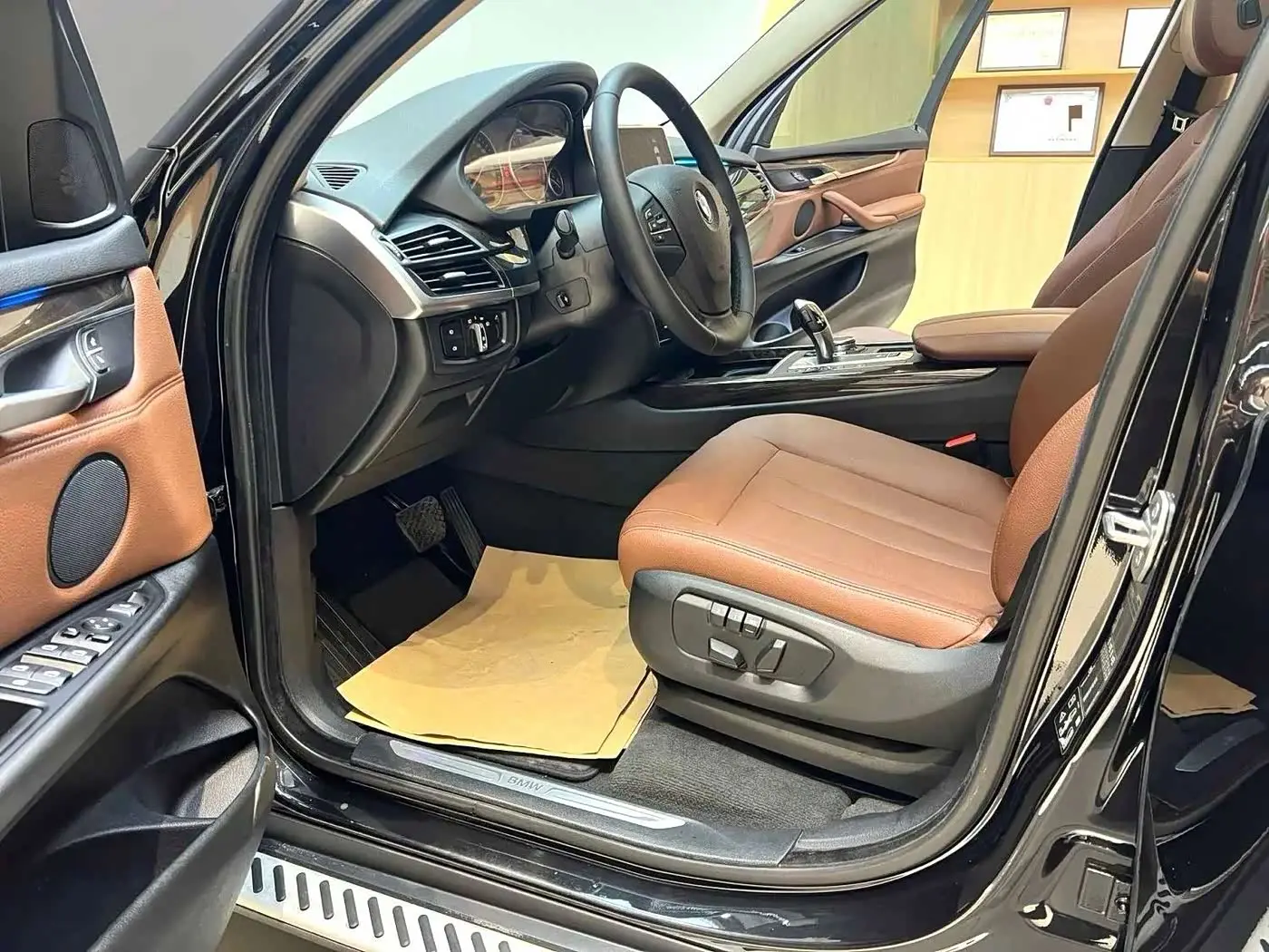 BMW X5 2016 — Photo 5/9