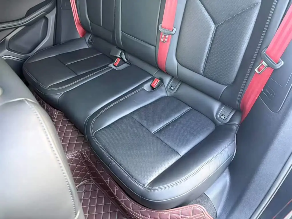 Porsche Macan 2024 — Photo 13/20