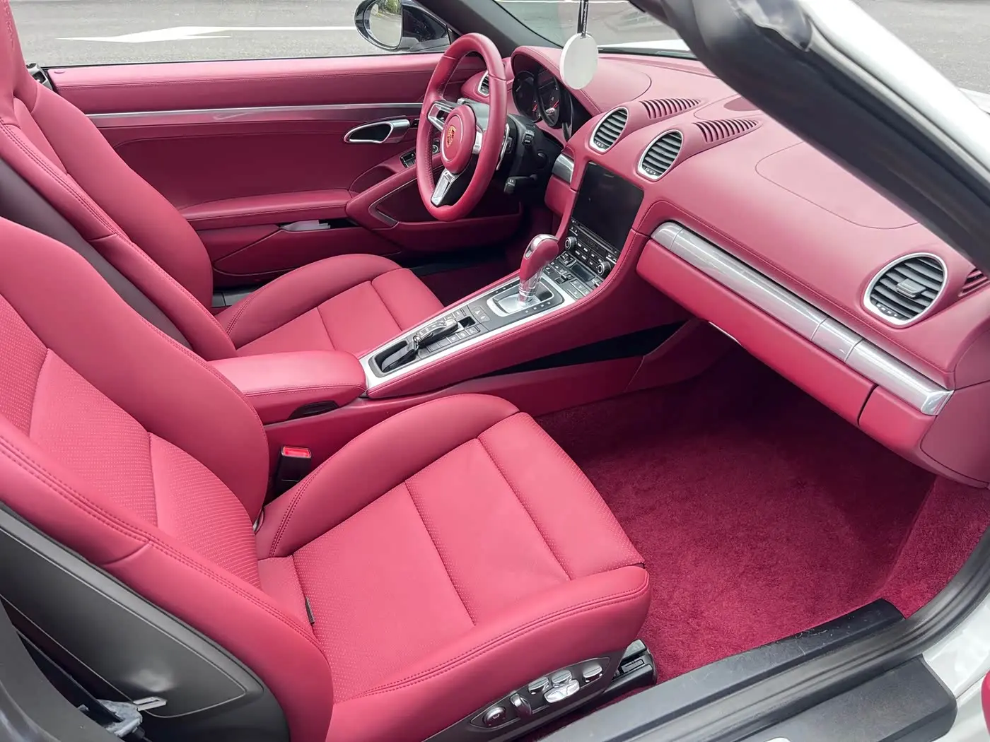Porsche 718 2019 — Photo 17/20