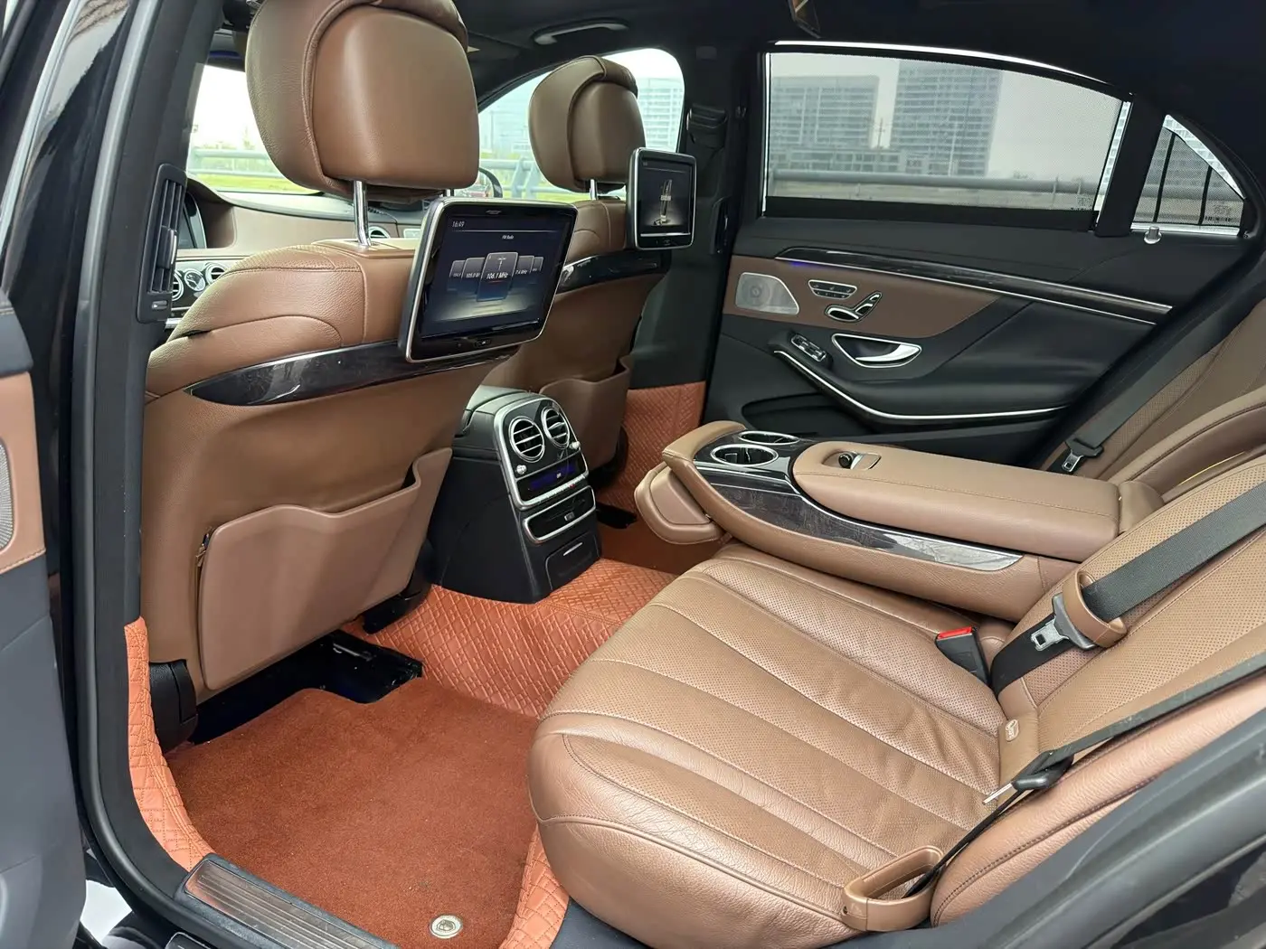 Mercedes-Benz S-Class 2017 — Фото 9/20