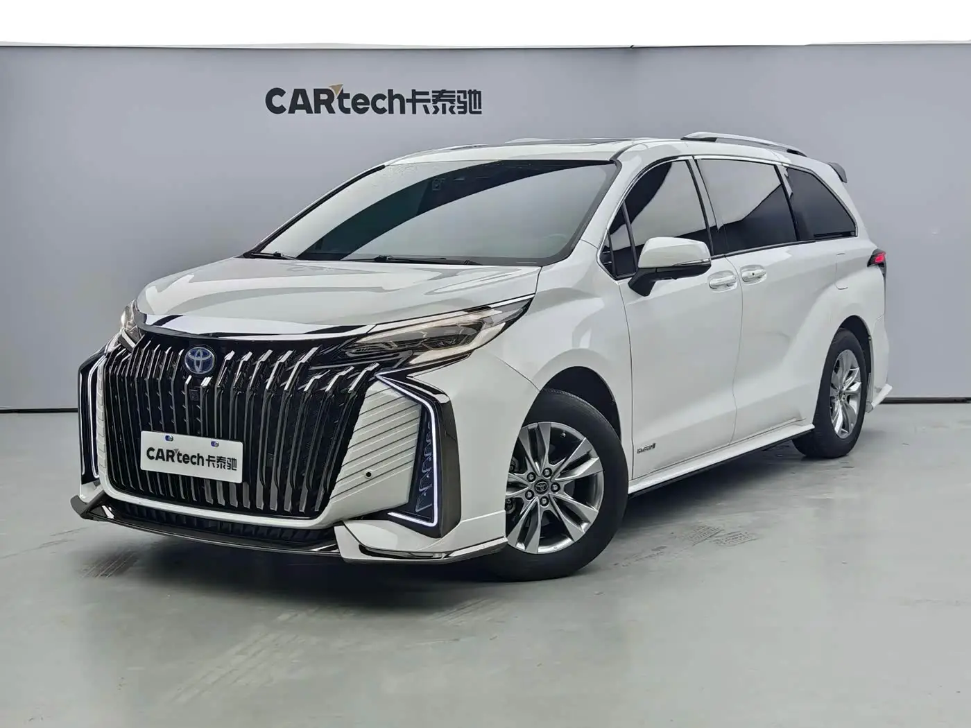 Toyota Sienna, 2025