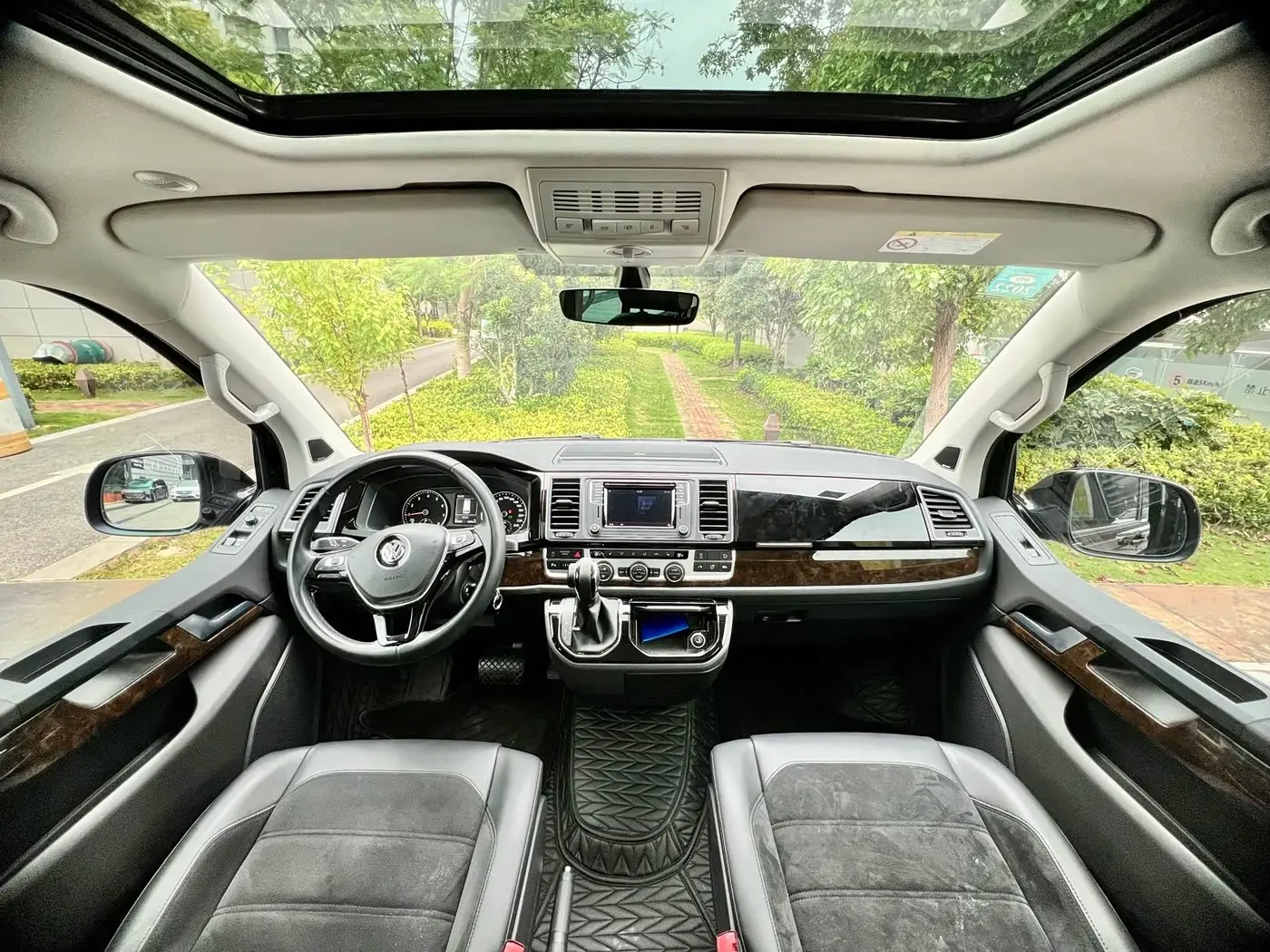 Volkswagen Multivan 2020 — Şəkil 11/15