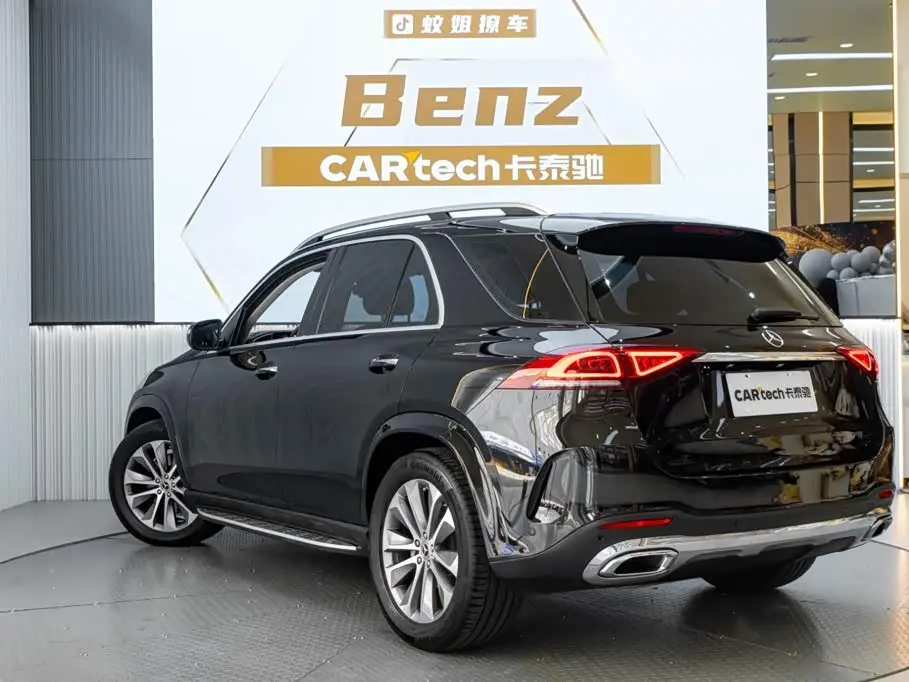 Mercedes-Benz GLE 2022 — Photo 6/20