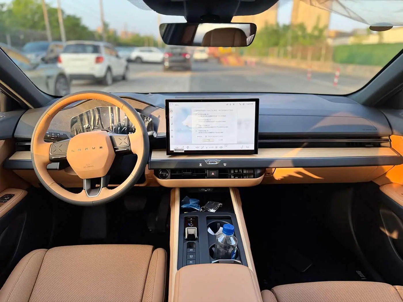 Lexus ES 2026 — Photo 8/20