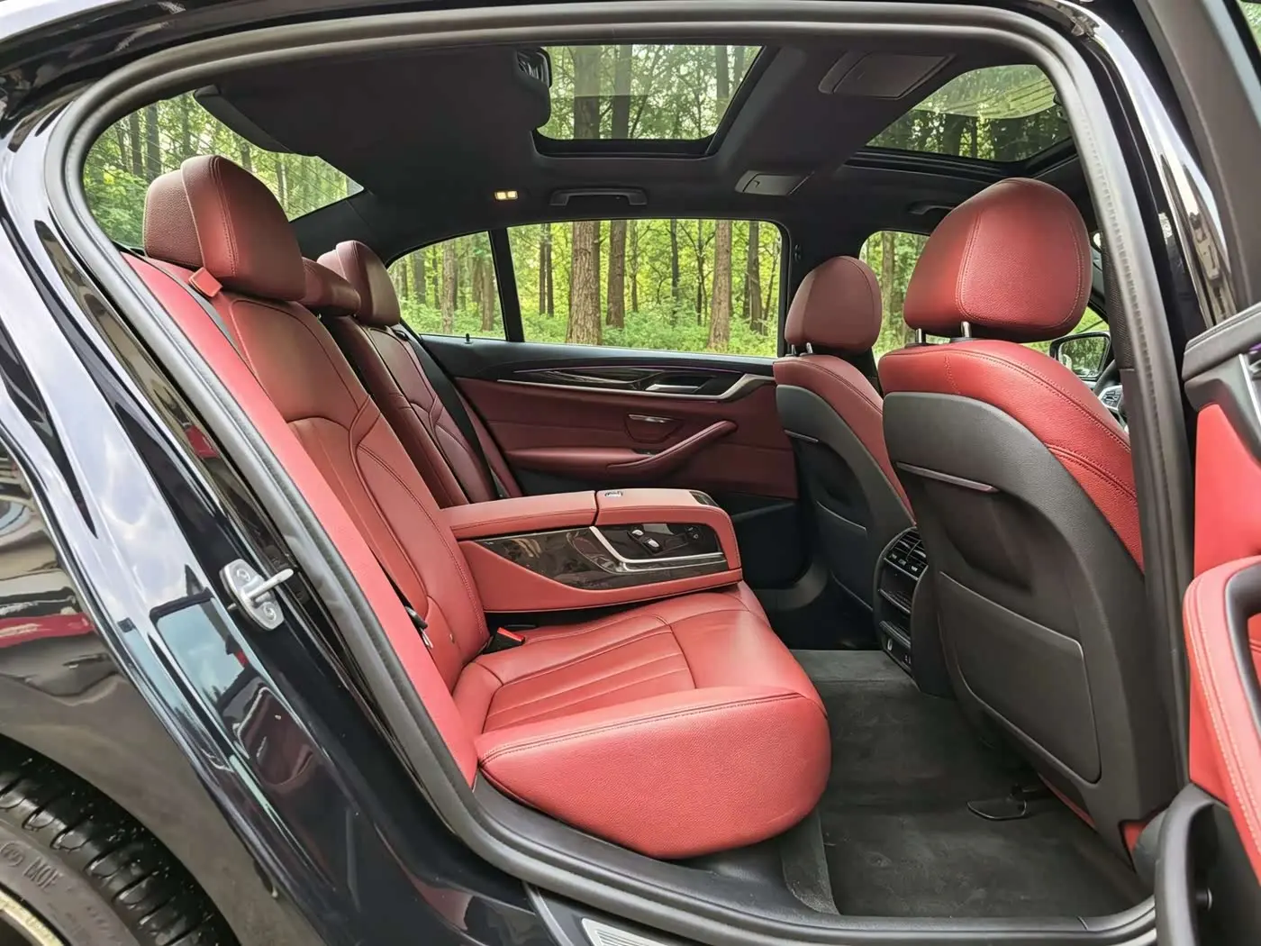 BMW 5 Series 2020 — Şəkil 12/20