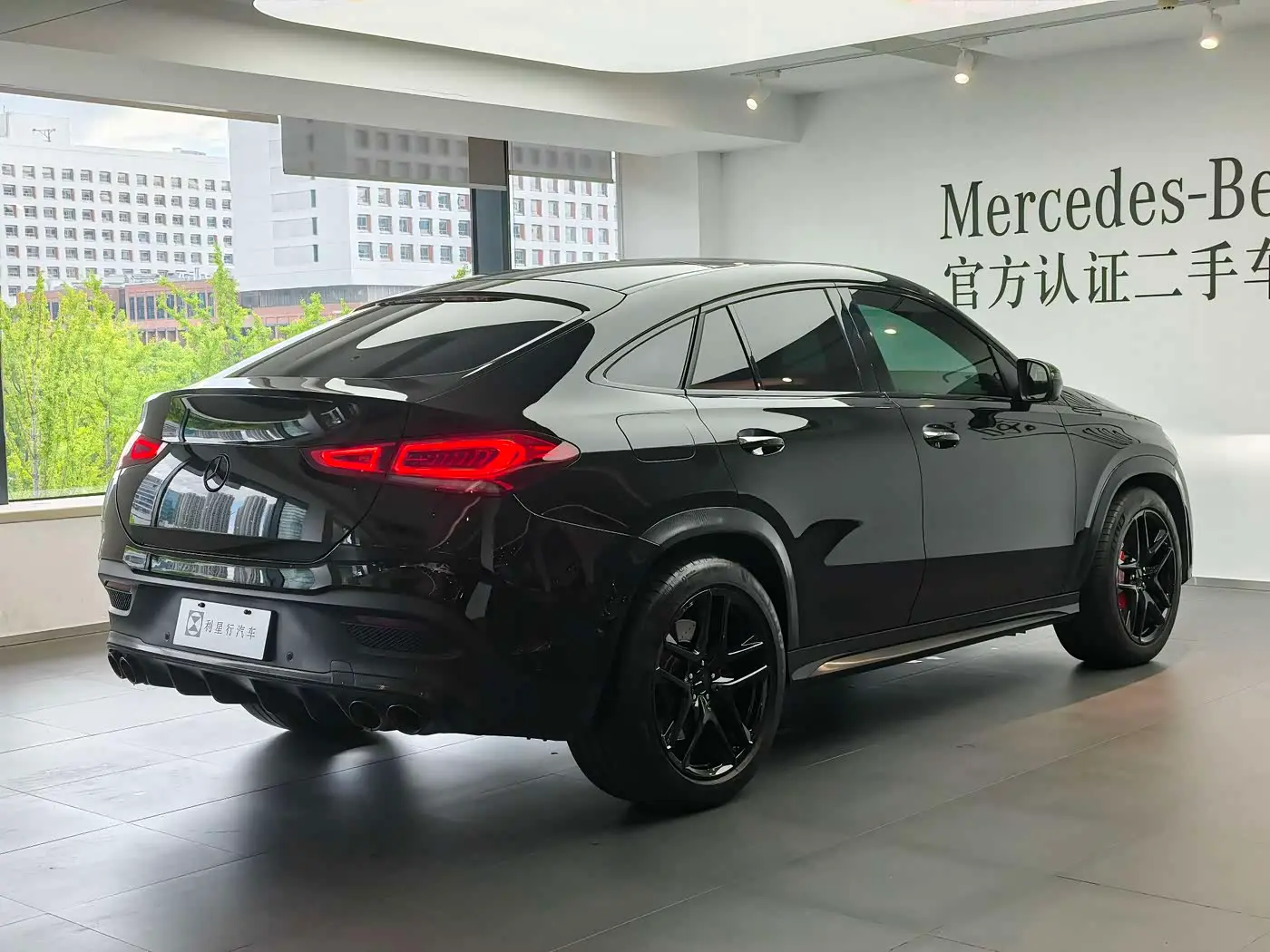 Mercedes-Benz GLE Coupe AMG 2022 — Photo 7/15