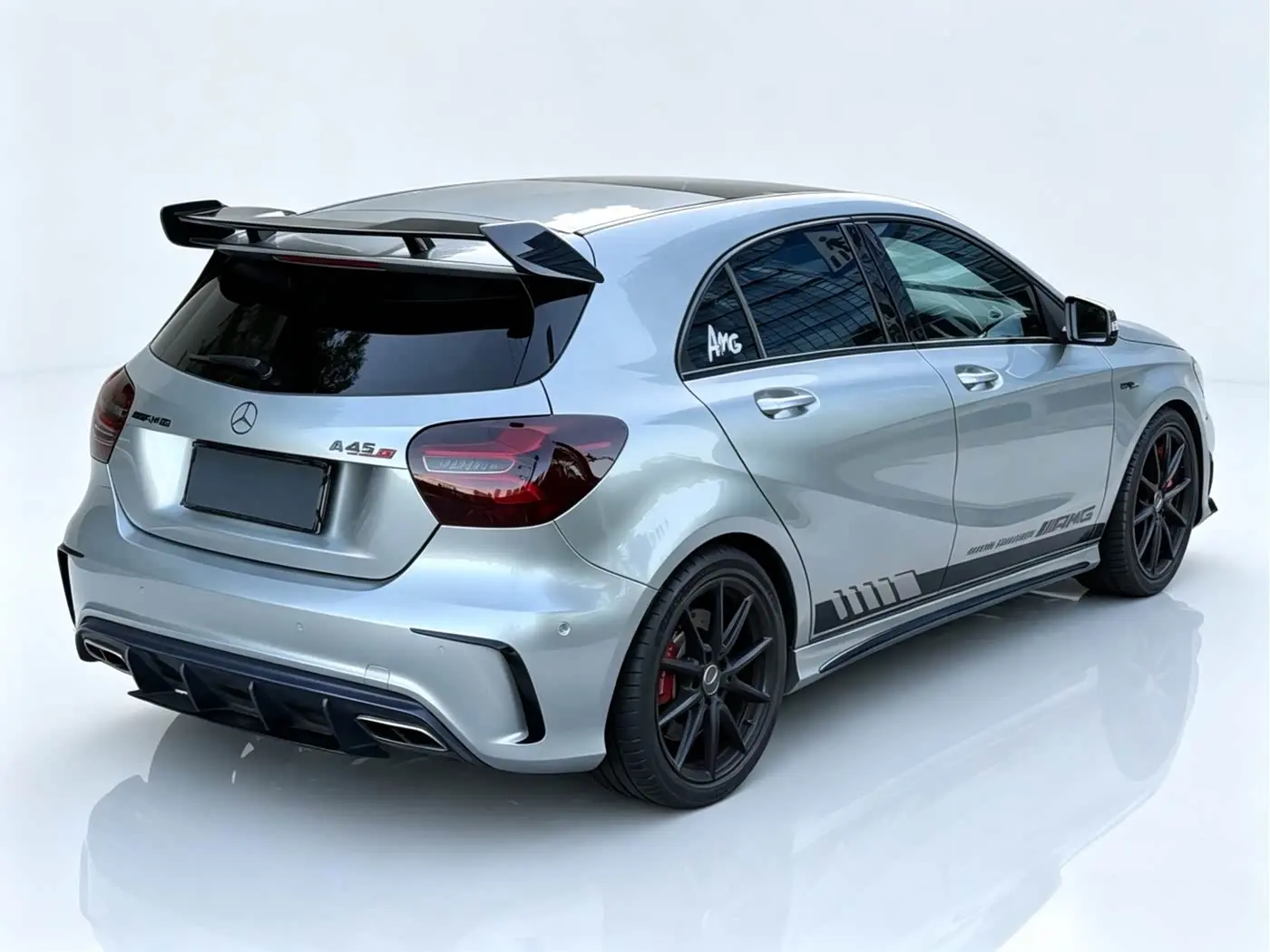 Mercedes-Benz A-Class AMG 2016 — Photo 10/11
