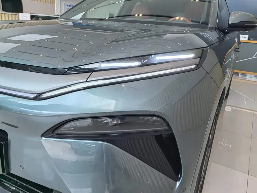 BYD Tang L 2025 — Photo 7/13