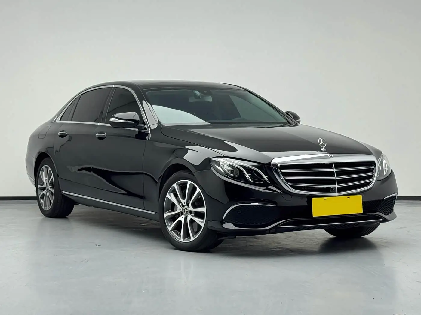 Mercedes-Benz E-Class 2019 — Şəkil 2/20