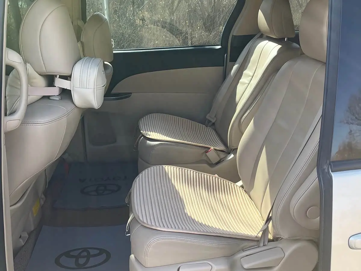 Toyota Previa 2013 — Şəkil 12/16