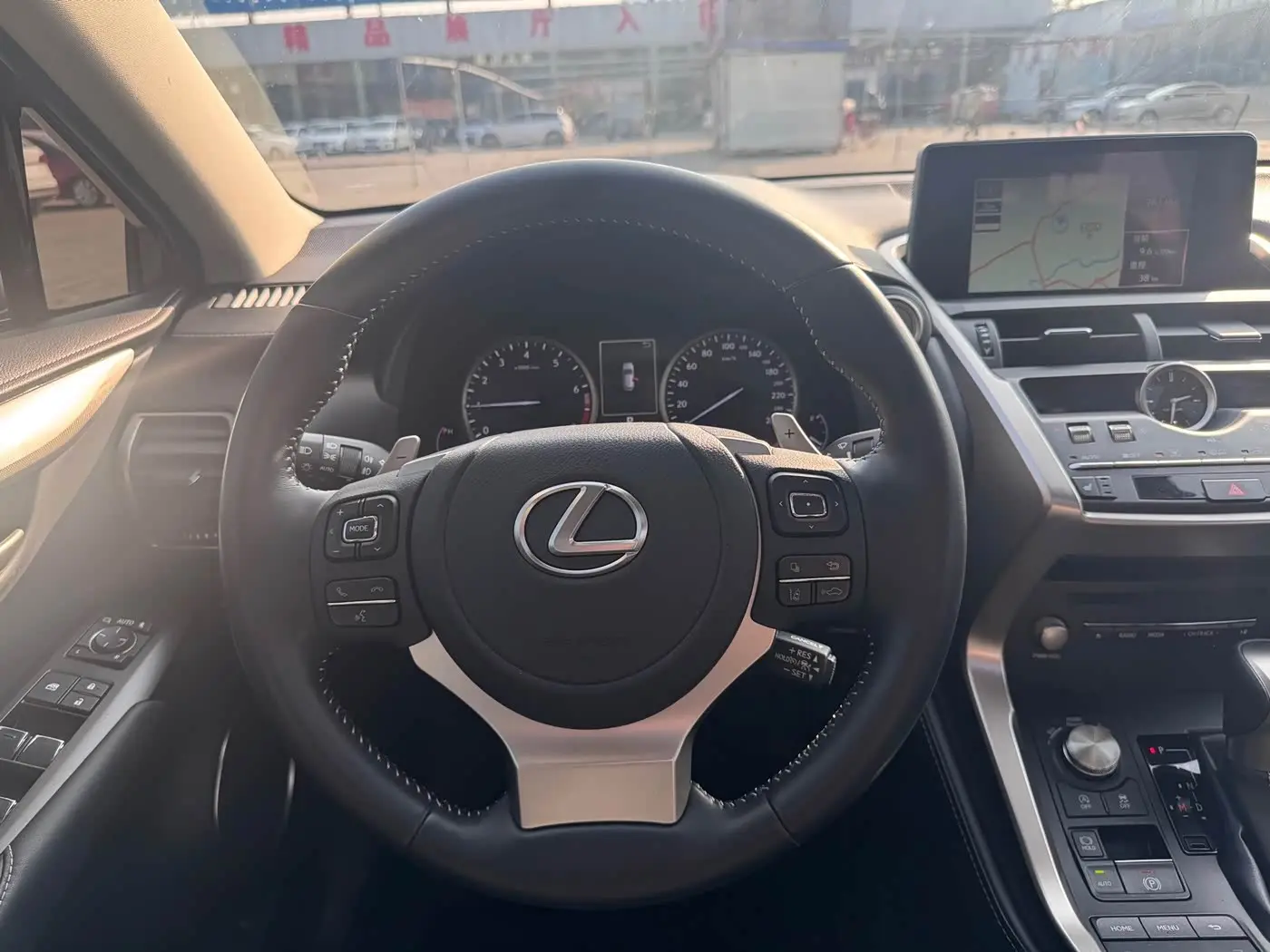 Lexus NX 2021 — Фото 16/20