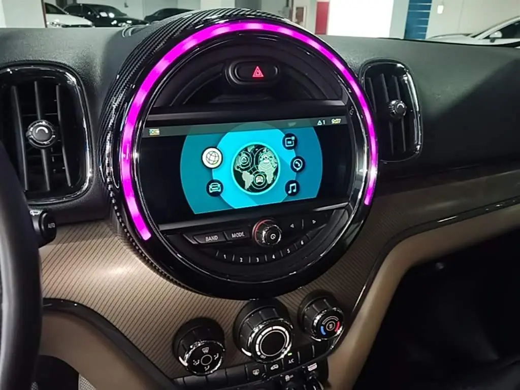 MINI COUNTRYMAN 2019 — Фото 13/20